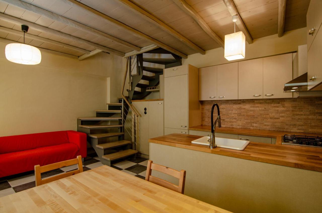 Myyellowhome Ermoupoli Esterno foto